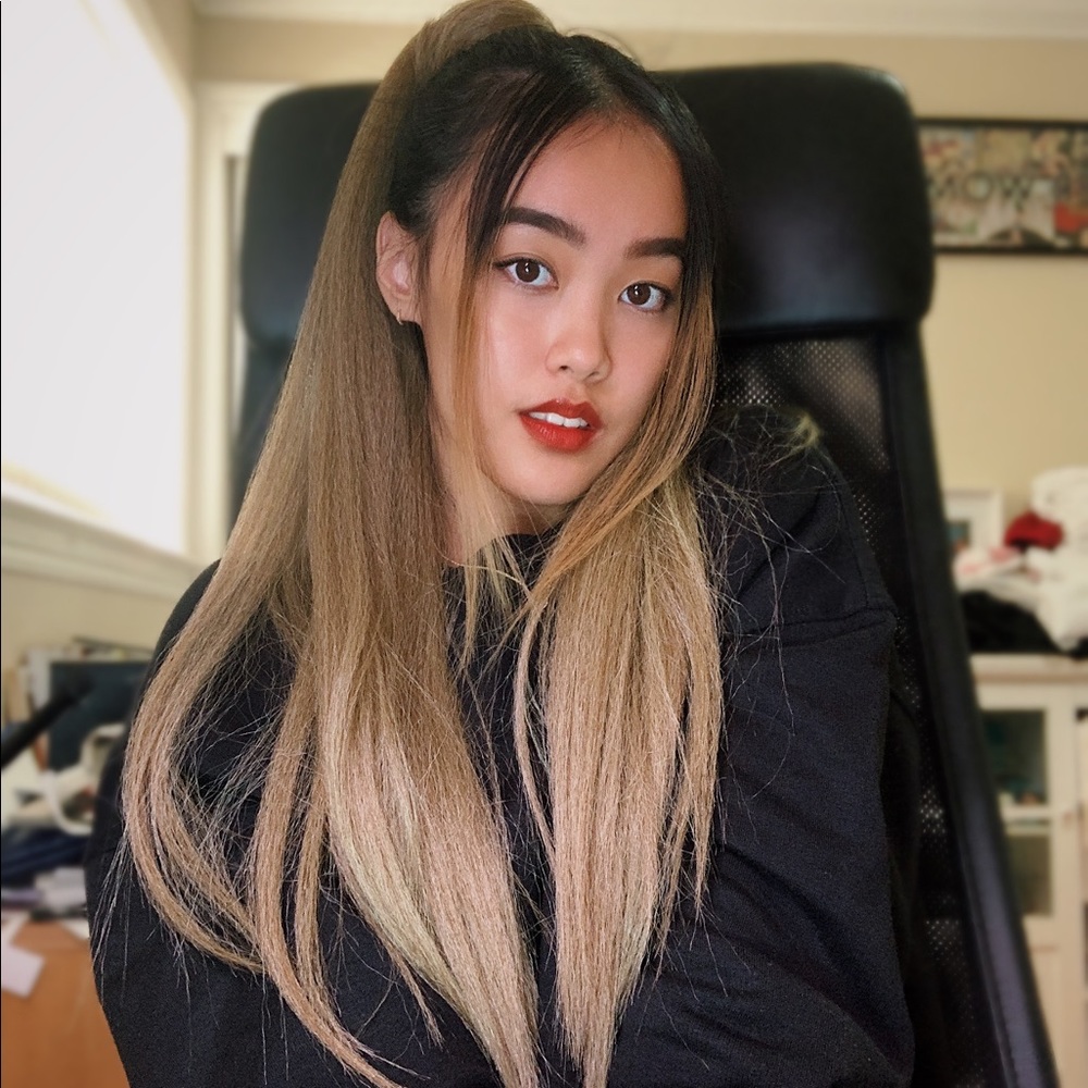 INH Miya Ponytail